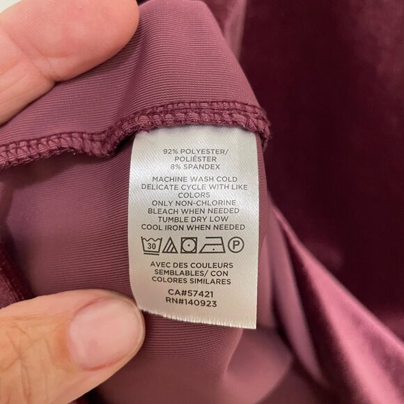 Loft Burgundy Velvet Spaghetti Strap Camisole Top Womens Size‎ M - Picture 4 of 7